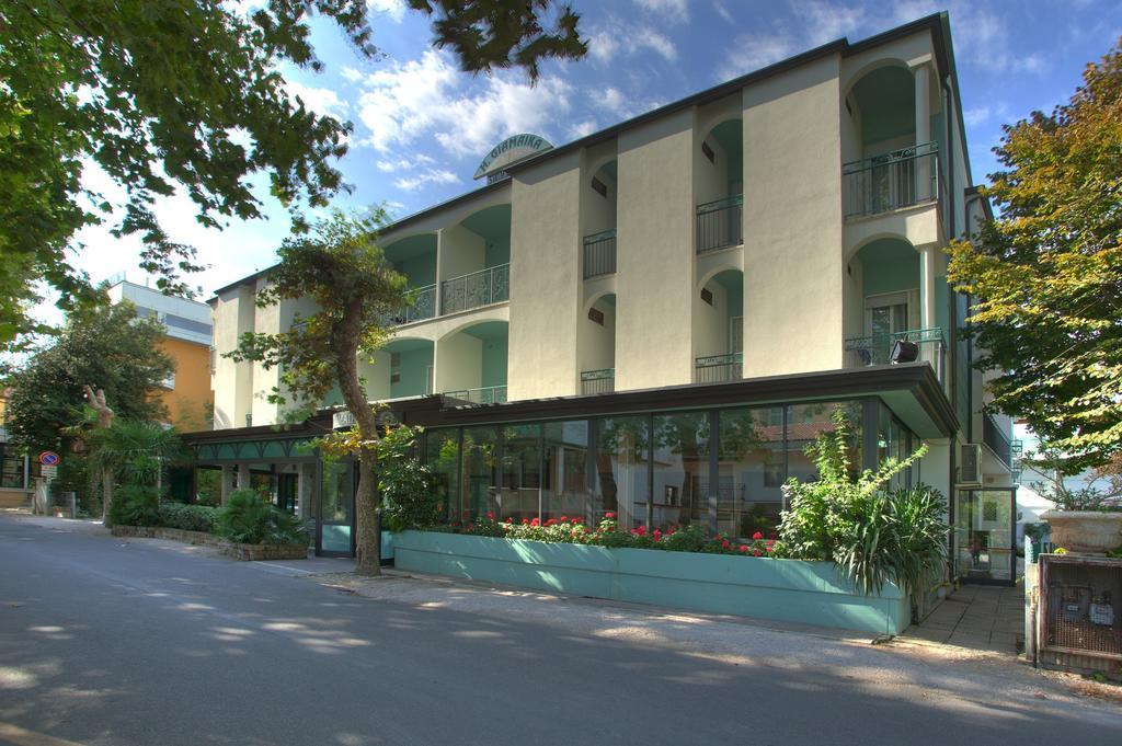 Hotel Giamaika Cesenatico Buitenkant foto