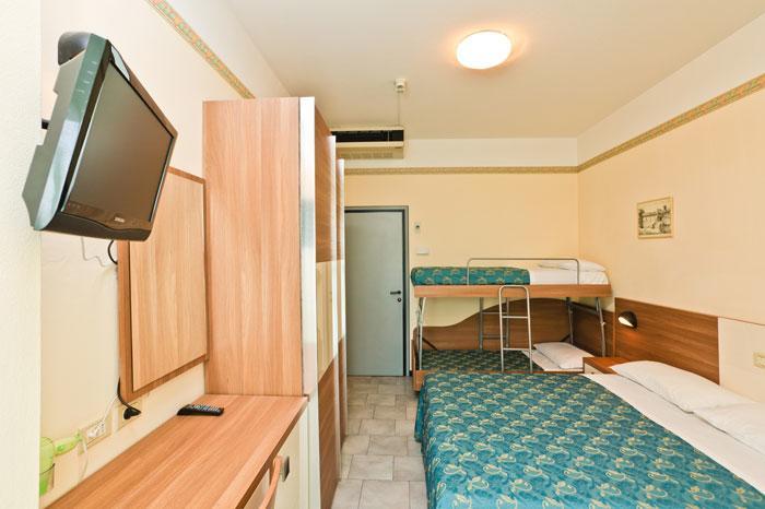 Hotel Giamaika Cesenatico Buitenkant foto